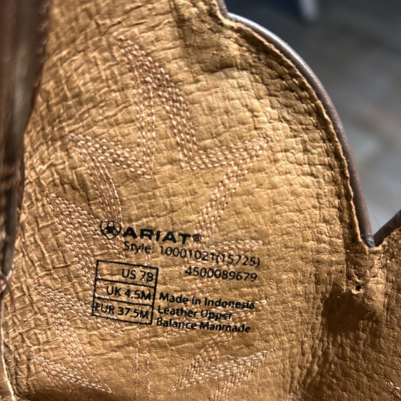 Ariat Heritage R Toe Western Boots - Picture 5 of 9